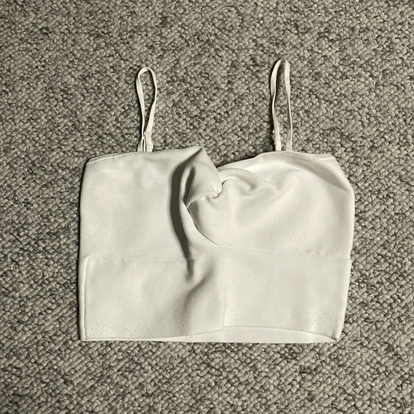 SOLD - Aritzia crop top - Picture 1 of 6